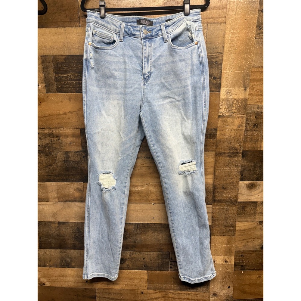 Judy Blue Boyfriend Fit Star Print Distressed Light Wash Jeans JB88723 LT 13/31